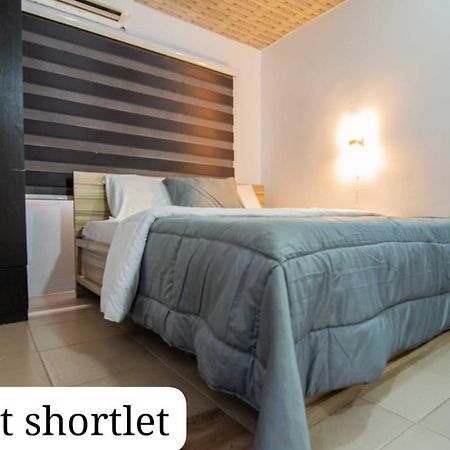 Synott Apartment อีเคจา ภายนอก รูปภาพ